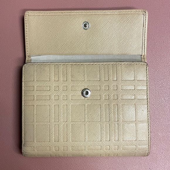 Burberry beige leather compact wallet authentic - Picture 2 of 11